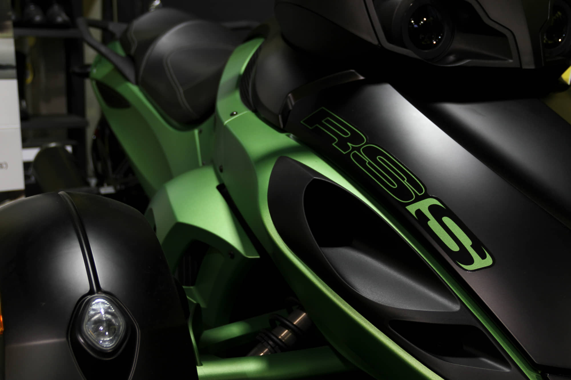 -Jodywall_photography_Full_Can-am_Spyder-q70